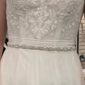 Wedding dress belt